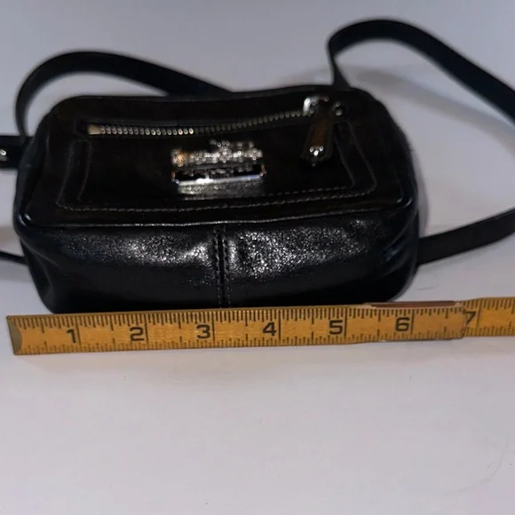 Rare Vintage Coach Black Leather Crossbody Bag with Silver Accents purple lining - Picture 9 of 10